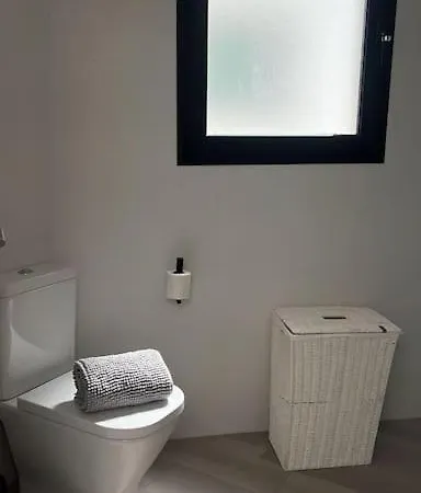Luxury Apartment *